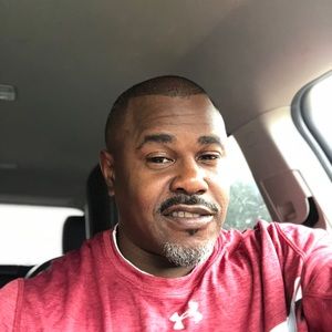 Meet your Posher, Deandre